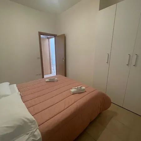 2 Bedroom With One Bathroom And Penthouse 3 Bedroom And 2 Bathroom Included With Umbrella And Sunbeds Апарт-отель Лидо-Адриано