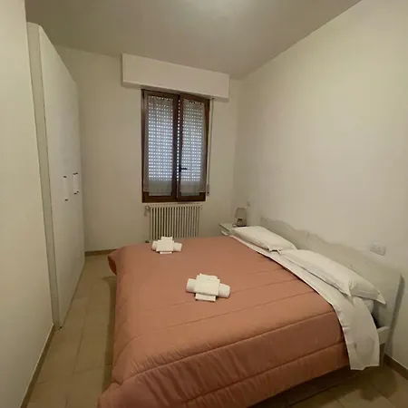 2 Bedroom With One Bathroom And Penthouse 3 Bedroom And 2 Bathroom Included With Umbrella And Sunbeds Лидо-Адриано