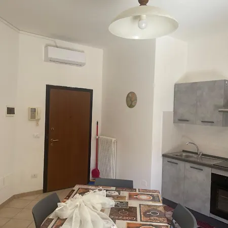 2 Bedroom With One Bathroom And Penthouse 3 Bedroom And 2 Bathroom Included With Umbrella And Sunbeds Апарт-отель
