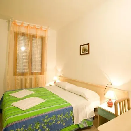 Apartament 2 Bedroom With One Bathroom And Penthouse Apartament 3 Bedroom And 2 Bathroom Included With Umbrella And Sunbeds