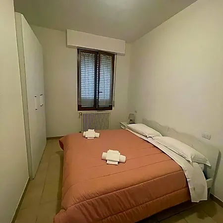 2 Bedroom With One Bathroom And Penthouse 3 Bedroom And 2 Bathroom Included With Umbrella And Sunbeds 3* Lido Adriano