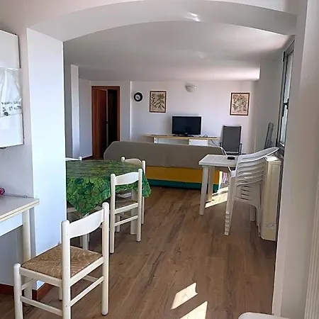 Apart-hotel 2 Bedroom With One Bathroom And Penthouse 3 Bedroom And 2 Bathroom Included With Umbrella And Sunbeds 3*