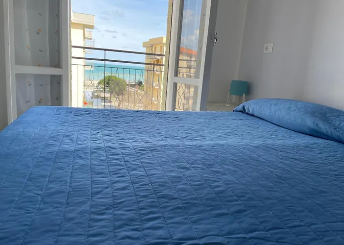 아파트호텔 Residence New Solaria Beach Included With Umbrella And Sunbeds 리도아드리