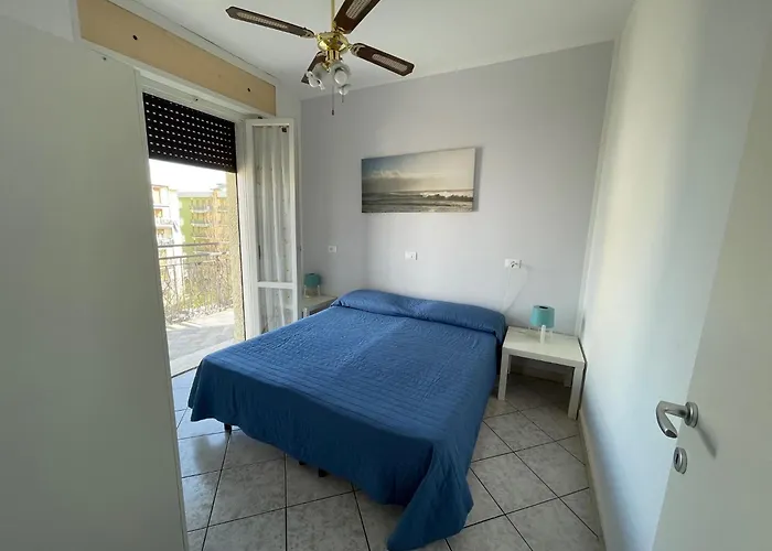 Residence New Solaria Beach Included With Umbrella And Sunbeds 아파트호텔 리도아드리