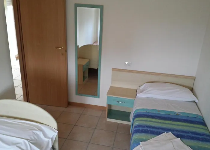 아파트호텔 Residence New Solaria Beach Included With Umbrella And Sunbeds 3*